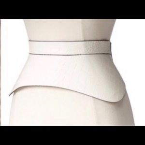 White BCBGmaxazria peplum corset belt